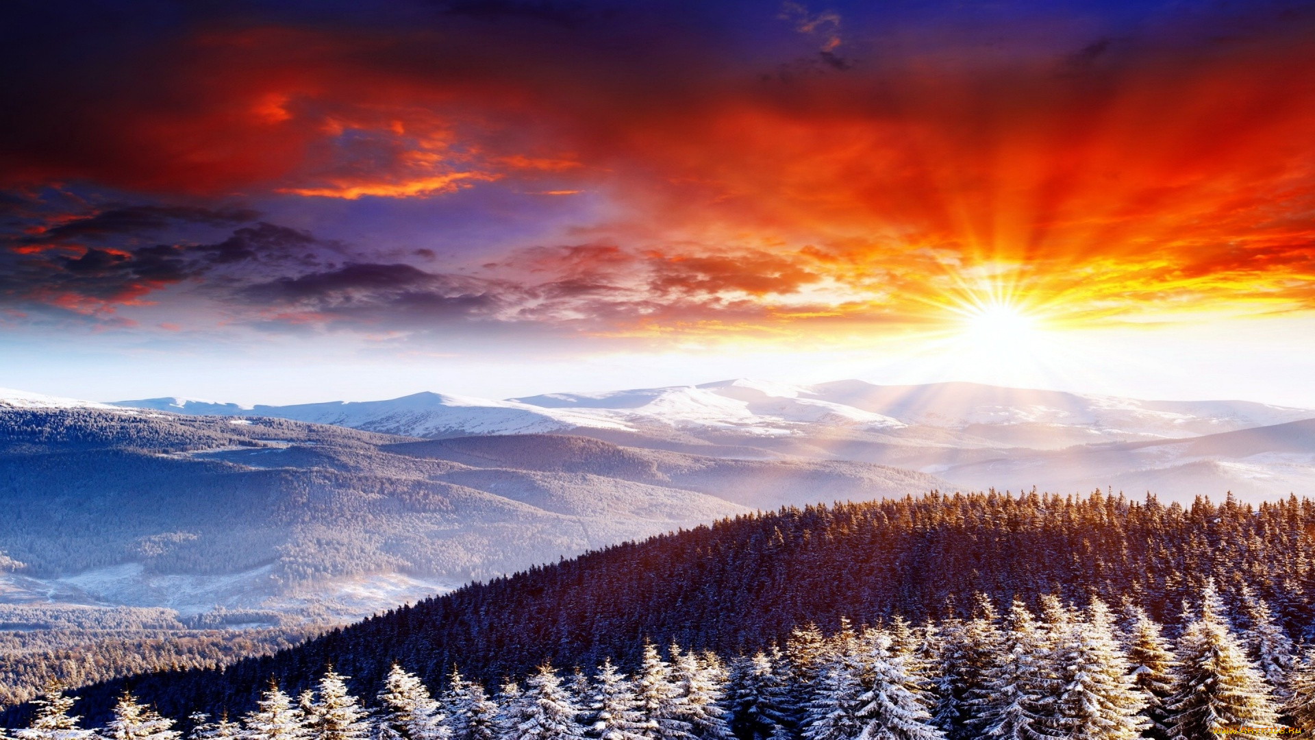 Восход в горах зимой